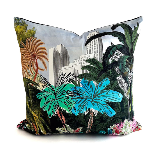 Bagatelle Cushion - Reglisse (Sold as a Pair)