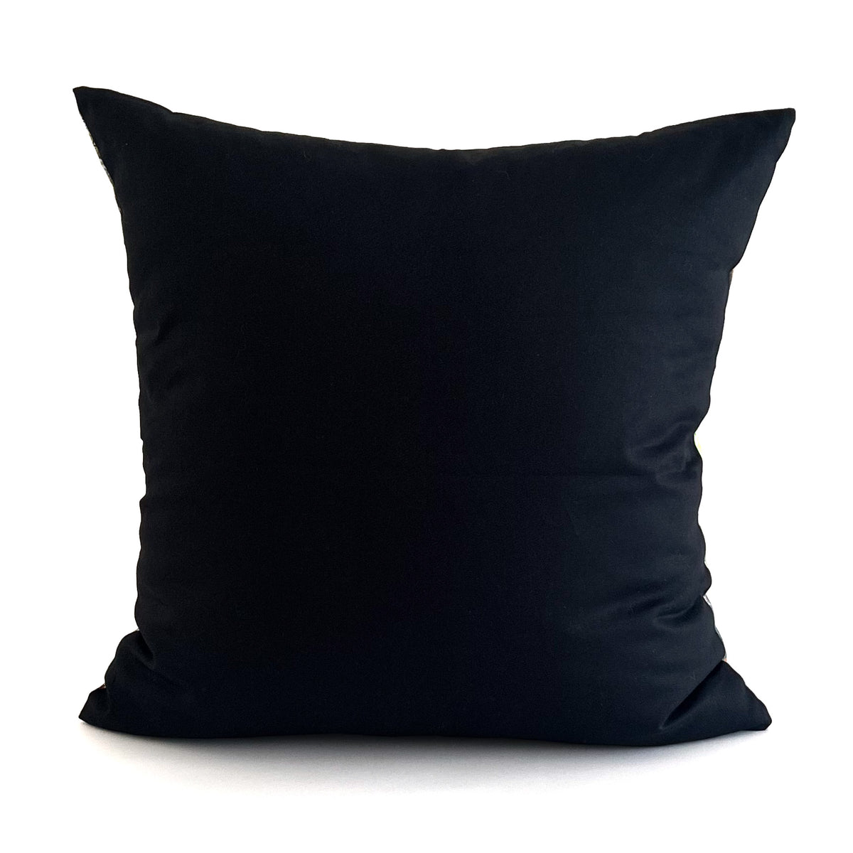 Bagatelle Cushion - Reglisse (Sold as a Pair)