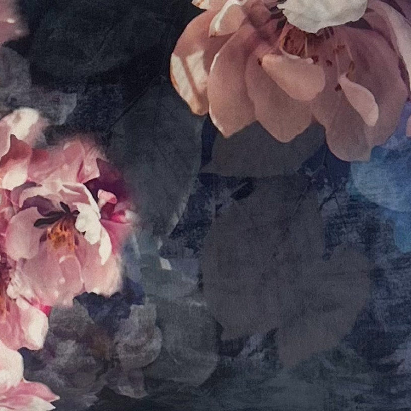 Floral patterned velvet fabric 