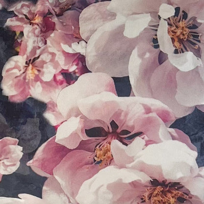 Floral-patterned velvet fabric 